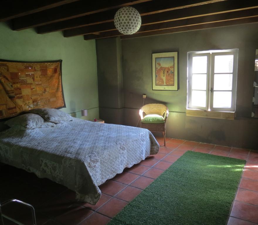 B&B Mas Les Lecques Beaucaire  Εξωτερικό φωτογραφία