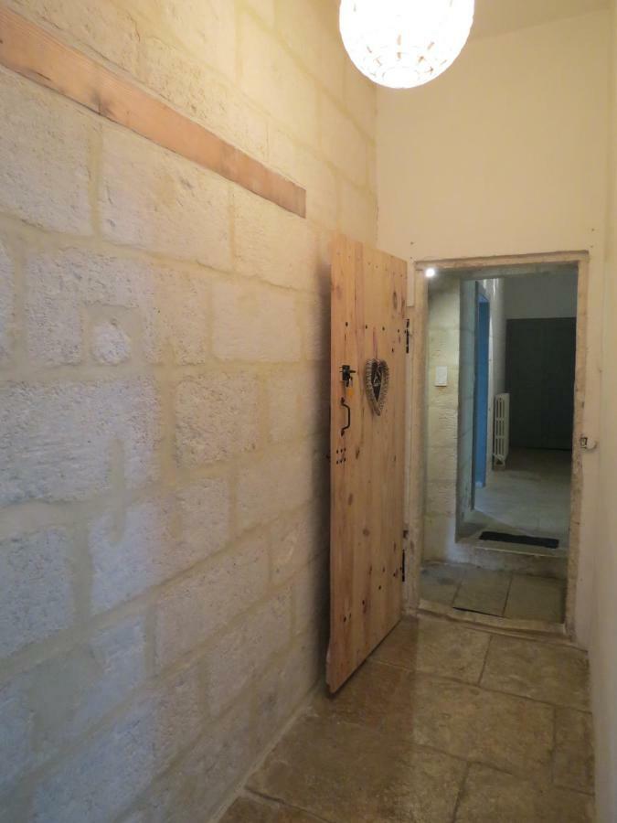B&B Mas Les Lecques Beaucaire  Εξωτερικό φωτογραφία